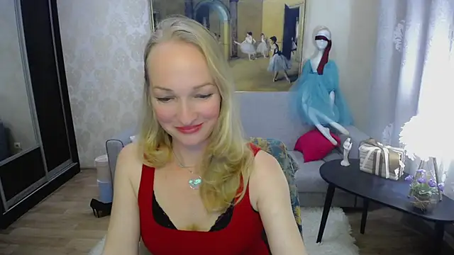 Alana_Solara - take off the skirt for 15 minutes