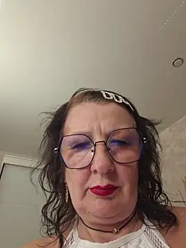 LaliaMia - I'll sit on your face with my pussy