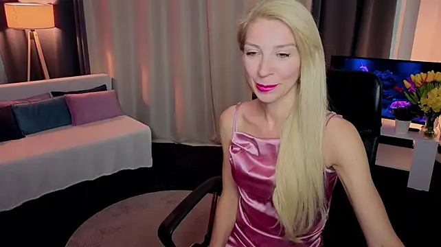 EllisSkyy - Blow a kiss