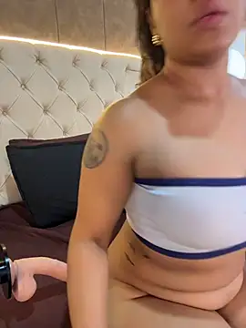 Nina_Skyy - ONE FIONGER IN ASS ❤️