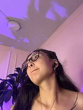 IvyLove7 - MASTURBATION IN THE PUBLIC BATHROOM