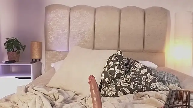 Evaa_Jonness - ride my big dildo