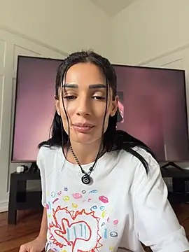 Vicky_luxe