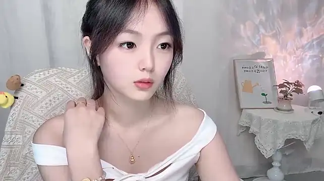 Wenwen8888 - 头晕晕的 感觉缺点维生素 RMB~