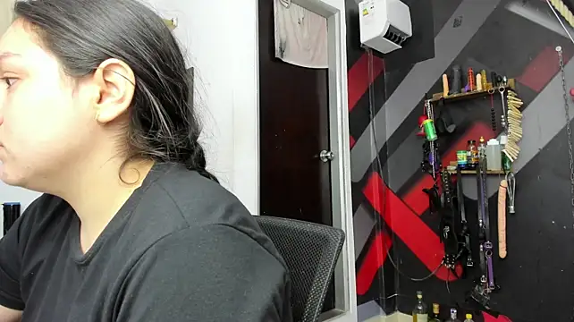 SUBMISSION_BDSM - fuck a pussy with chili peppers
