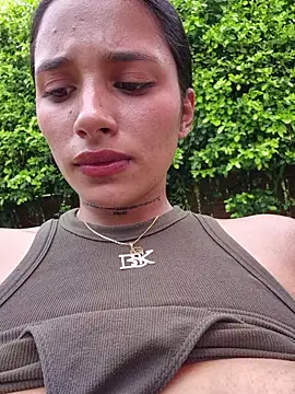 Lorena_Mcfly - Domi ON MY CLIT x5min + plug anal 🌸