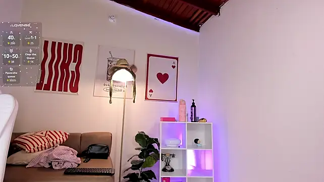 Emi_luv - ⚡CTRL LUSH 4 MIN + CREAMY PUSSY⚡