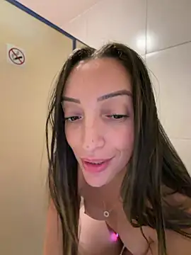 BelleLouiseVp - All naked fit You :onbed::behind: