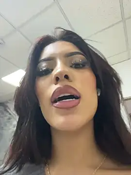 MystiqueXXX - TURN ME INTO A FOUNTAIN! (SQUIRT)👑😈🌟