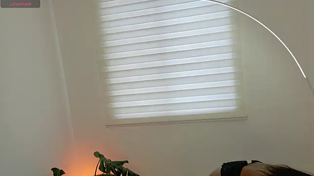 SavannahWildee - doggy style and spread your ass