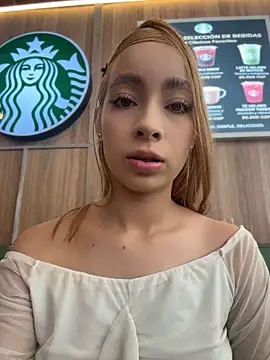 Isabella-gaviria - PANTY OFF IN THE MALL + FINGER IN PUSSY