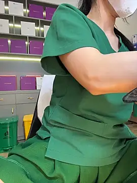Secretly_masturbating - Masturbating with the female night-shift