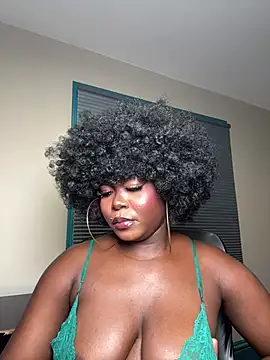 WomanNextdoor1 - Make this pussy scream 🙀 🍑💦daddy