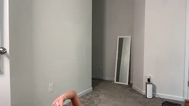 Zoeycaldwellxo - ass worship