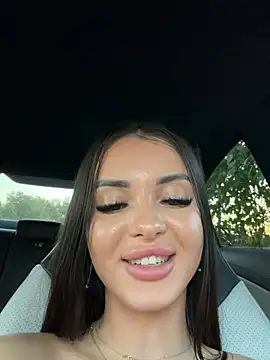 LilaRoses - Show pussy