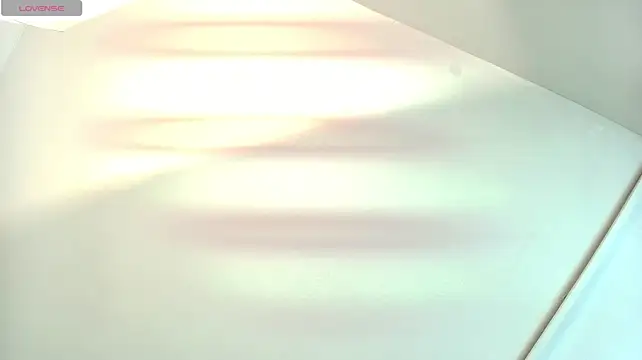 Linda_morgan1 - GLASS DILDO IN PUSSY