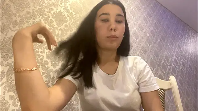 Nolli_Heily - tease with boobs