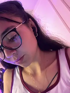 IvyLove7 - MASTURBATION IN THE PUBLIC BATHROOM