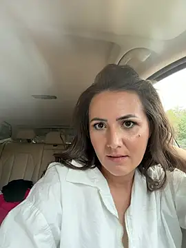 BrunetteNymph - Dildo asss 🙈🍆🍬