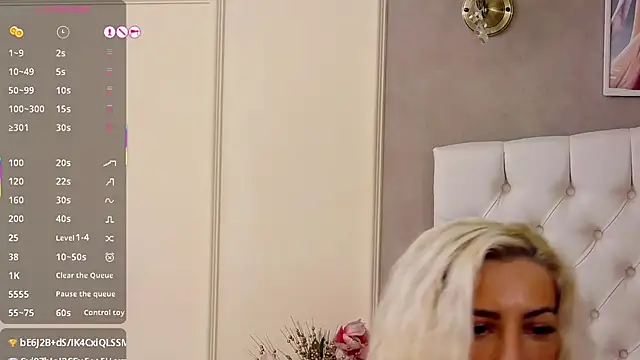 AylaLavine - Pusslyplay + 5 min Lush Control