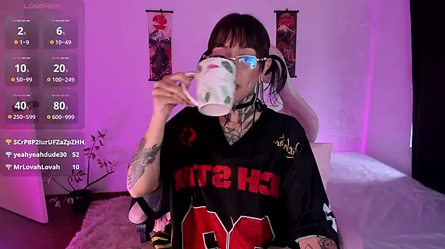 Holyhudson - 🎯SEXY STRIPTEASE🎯
