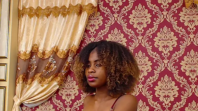 AmaraaEvans - put two fingers in my pussy 😈🍆