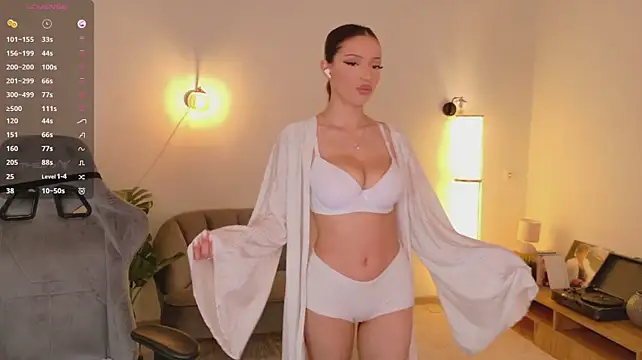 Tinapie - slaps my ass in doggy 🍑