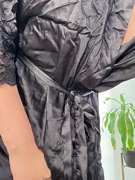 Nicollett - Nipples teasing