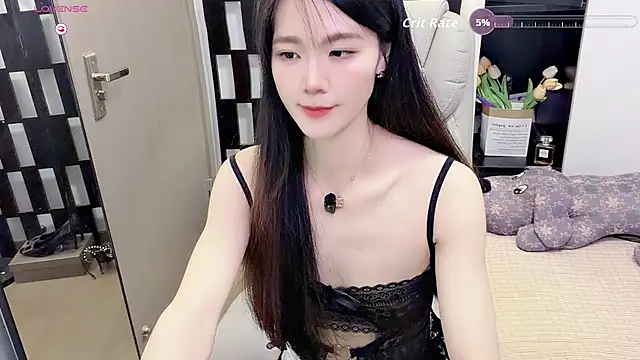 Yueyue-MM - 全裸小狗侧趴2分钟打pp10下