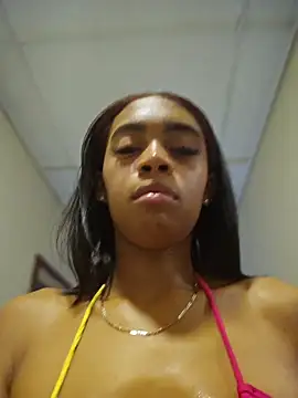 Elisa_Venezia - Domi ON MY CLIT x5min + plug anal 🌸