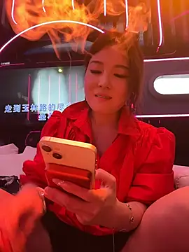 Lola666999 - 完成任务坐异性大腿