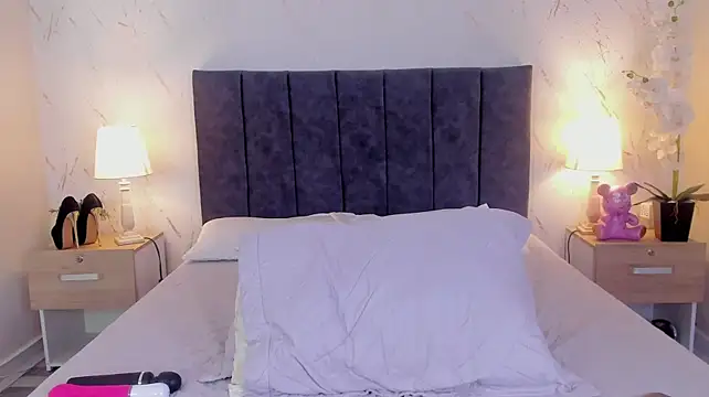 Emilly_Beaumont - NAKED ALL