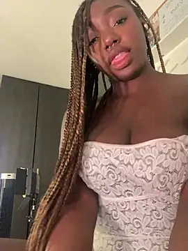 Alissradiante1 - Tits out + bounce boobs on your face