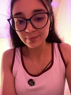 IvyLove7 - MASTURBATION IN THE PUBLIC BATHROOM