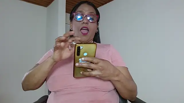Elizabeth_mature23