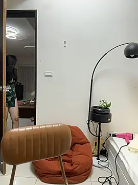 Wt0314 - 换情趣衣服全身抹精油