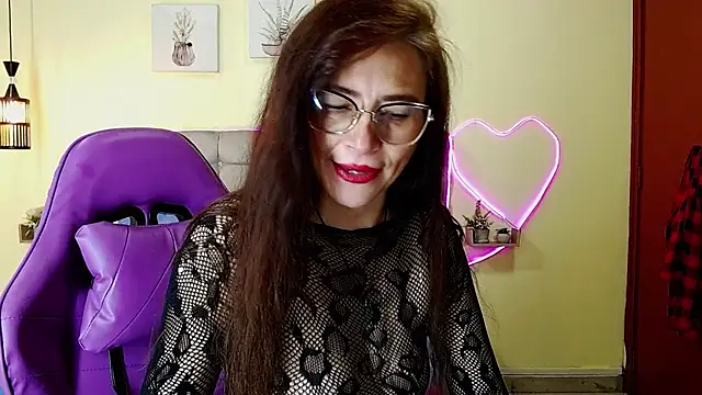 _naomi_s - control lush x 3 min