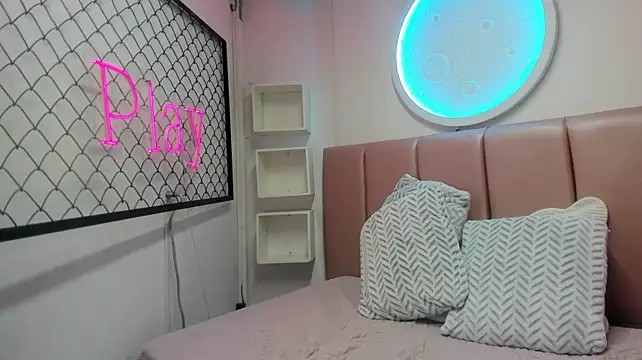 Namii_122 - Spank ass