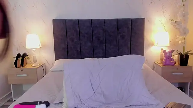 Emilly_Beaumont - NAKED ALL