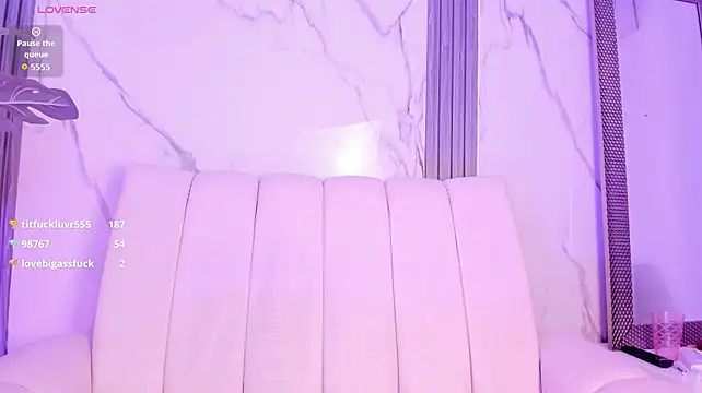 Mylovegenesis - oil show on full body