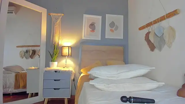 DeniseBurton - Striptease😋🔥