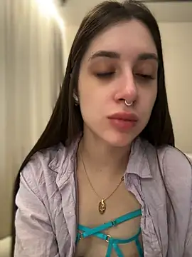 BOOMFOXY - 💦rub sweet pussy with Naked TITS out 🍒