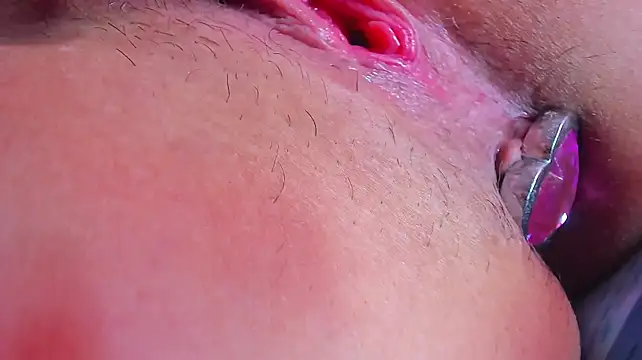 Girlasian_hairy - finger in pussy