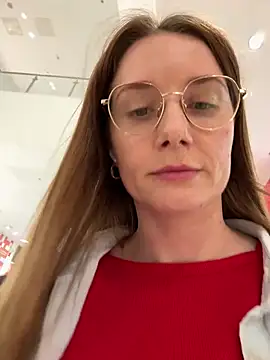FReyja_44 - Dildo in pussy