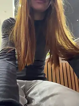 AmelieCrystal - tease you in doggy a lil bit >_<