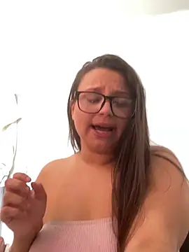 Julia_moreira - Gozar no vibrador