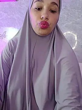 Shana-Jamil - 😚SHOW OPEN PUSYY😚