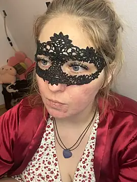 -CurvySecret- - 🍒Wax on Boobs
