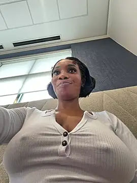 ___Nessa - Fuck pussy hard til squirt public