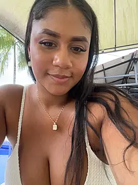 NayTorres - DOMI INSIDE PUSSY AND BIG SQUIRT!!💦